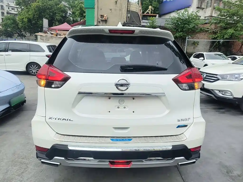 X-Trail 2.0 L CVT Comfort 2 WD