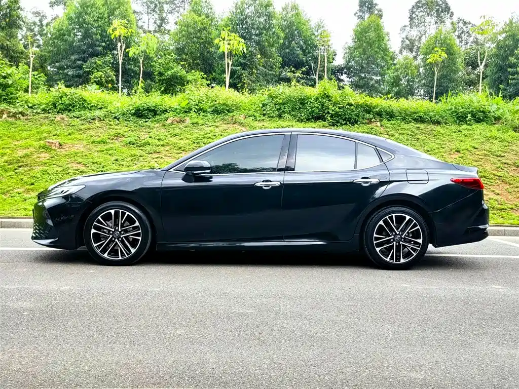 Camry Dual Engine 2.0 HG Distinguished