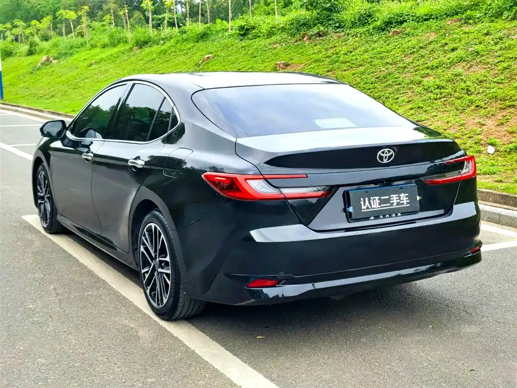 Camry Dual Engine 2.0 HG Distinguished