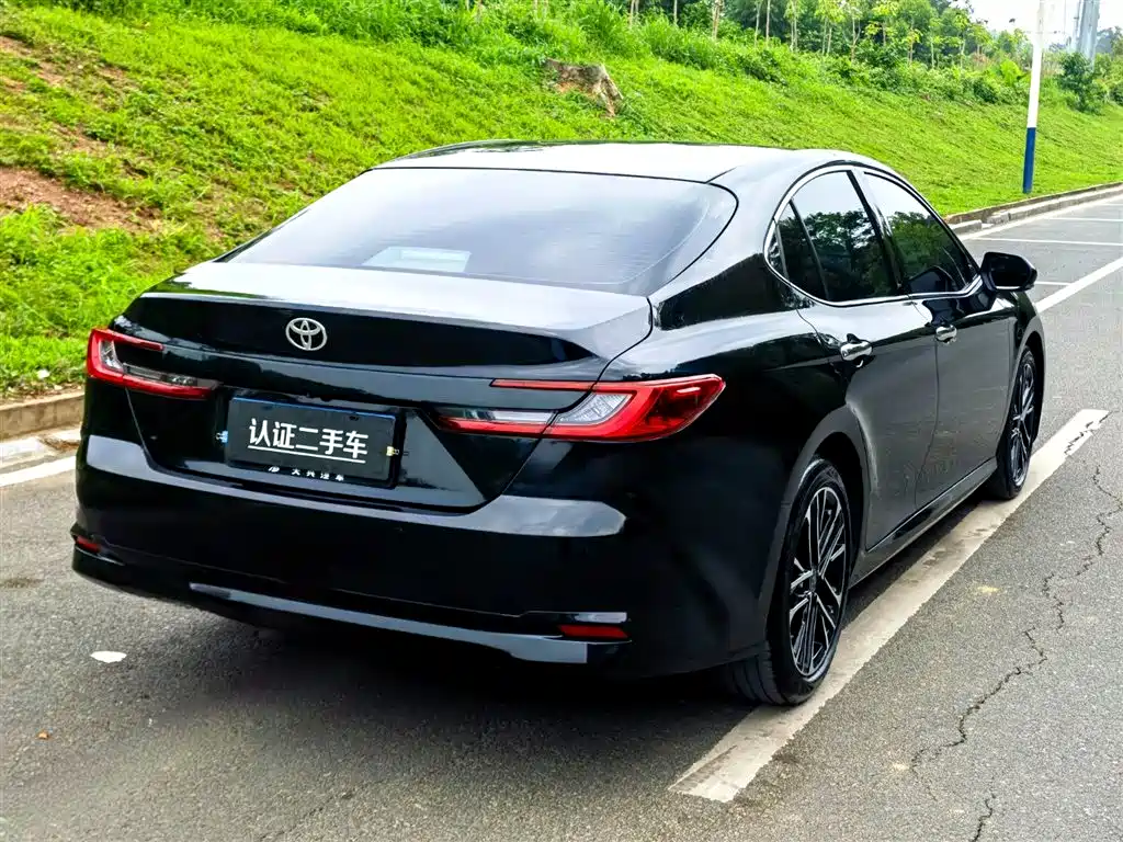 Camry Dual Engine 2.0 HG Distinguished