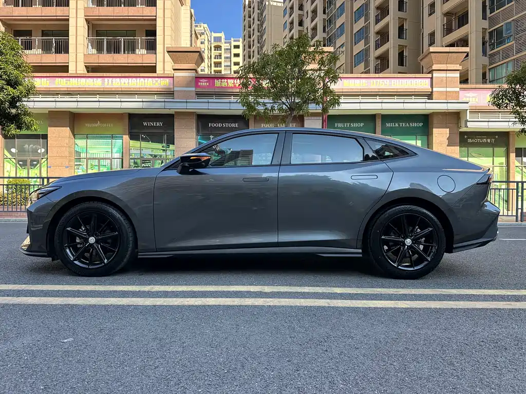 Changan UNI-V 1.5 T Distinguished