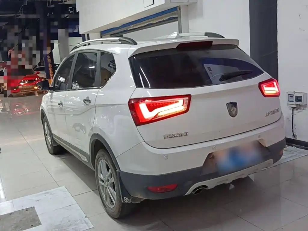 Baojun 560 1.8 L iAMT Elite