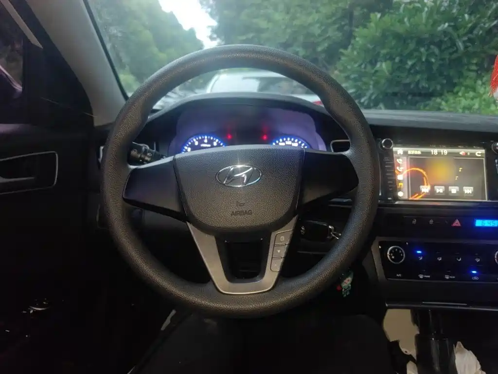 Mistra 名图 2014款 1.8 L 手动舒适型GL