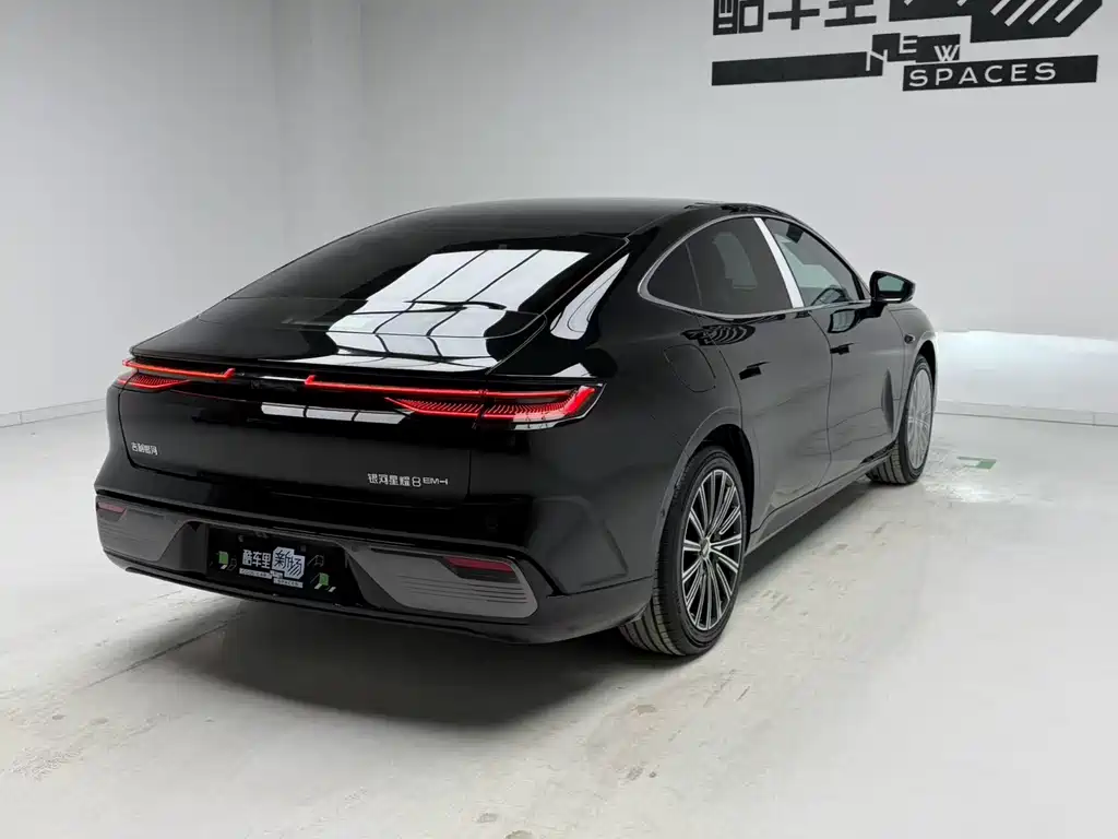 Galaxy Xingyao 8 130 km EM-i Flagship