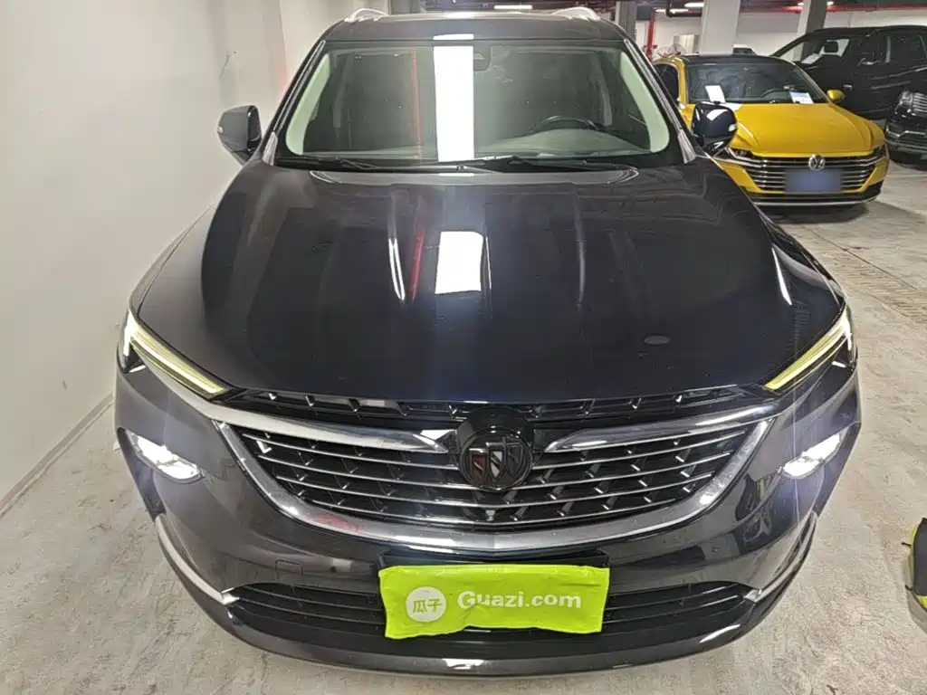 Enclave 28 T 2 WD Distinguished