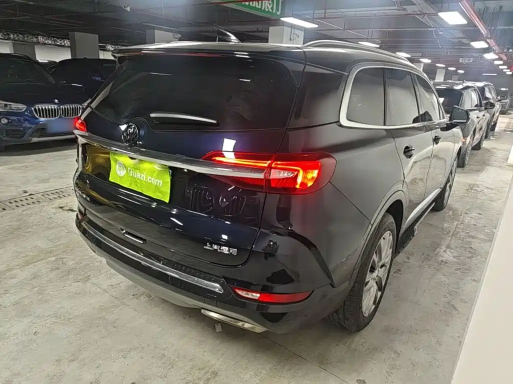 Enclave 28 T 2 WD Distinguished