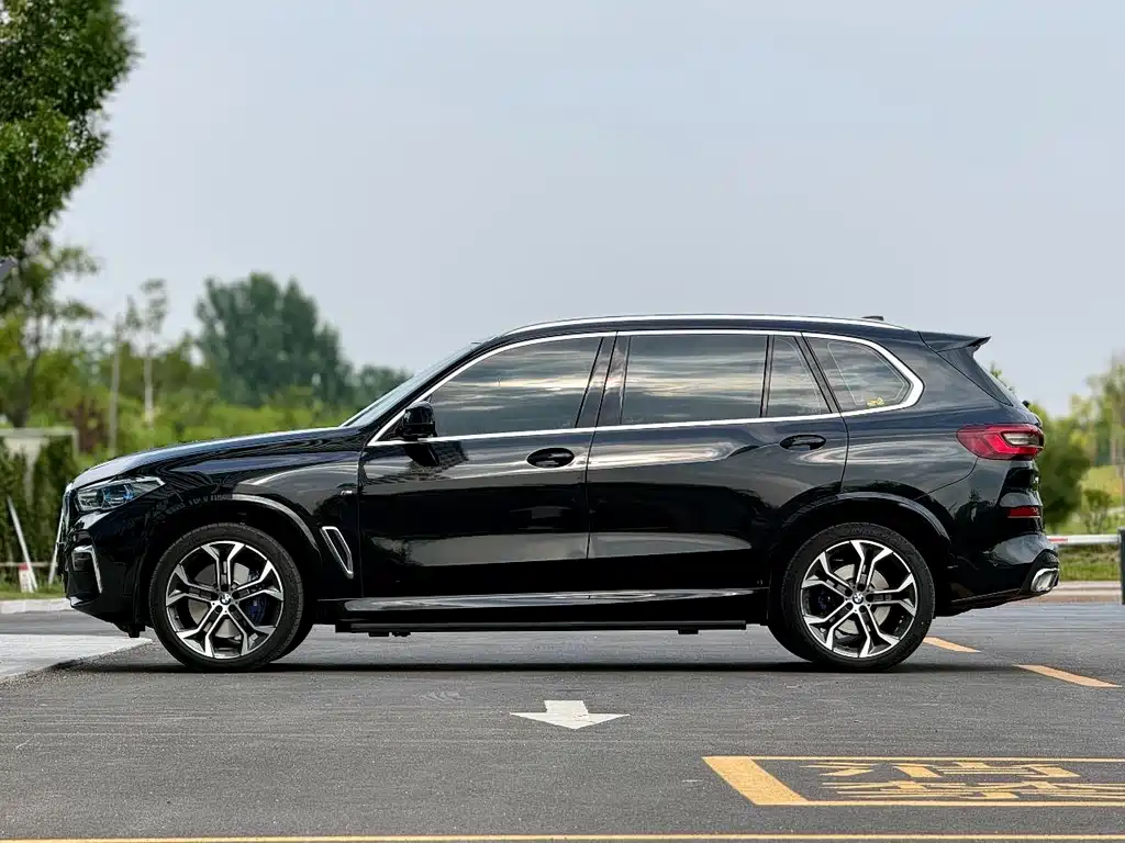 BMW X5 Facelift xDrive 40 Li Premium M Sport Package
