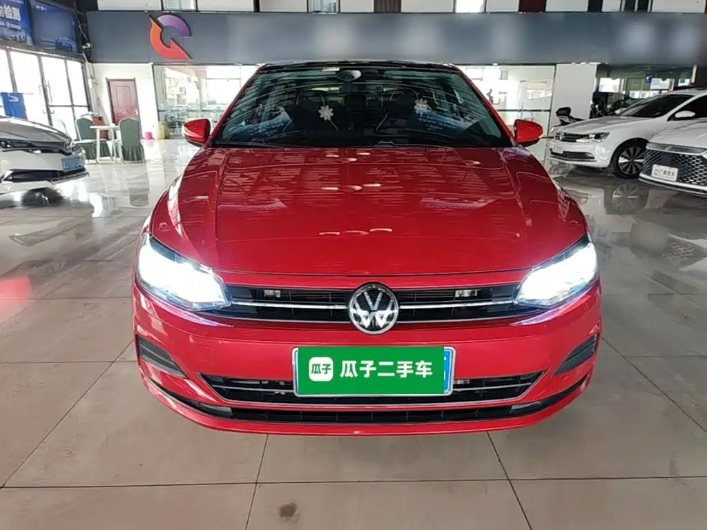 Polo Plus 1.5 L Auto Colorful Tech