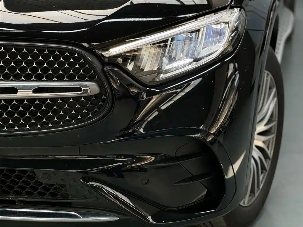 Mercedes-Benz GLC GLC 300 L 4 MATIC Dynamic 5-seat