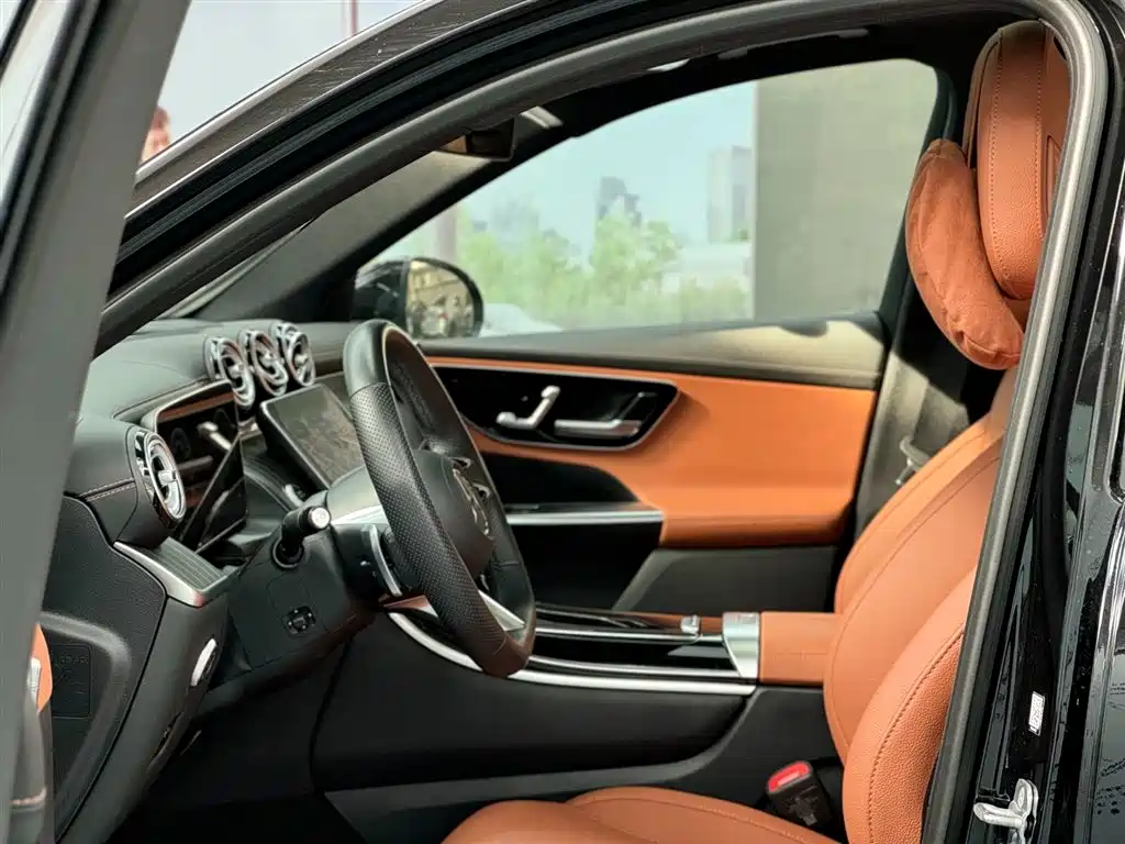 Mercedes-Benz GLC GLC 300 L 4 MATIC Dynamic 5-seat