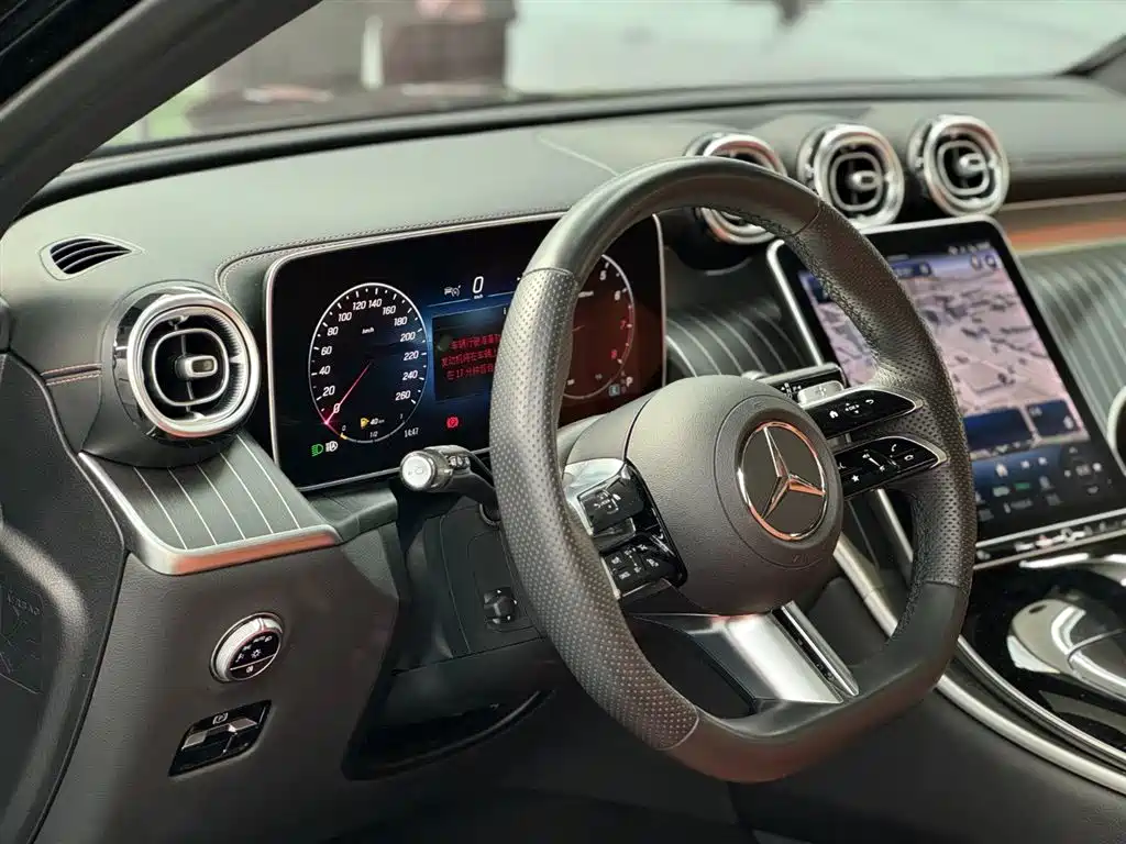Mercedes-Benz GLC GLC 300 L 4 MATIC Dynamic 5-seat