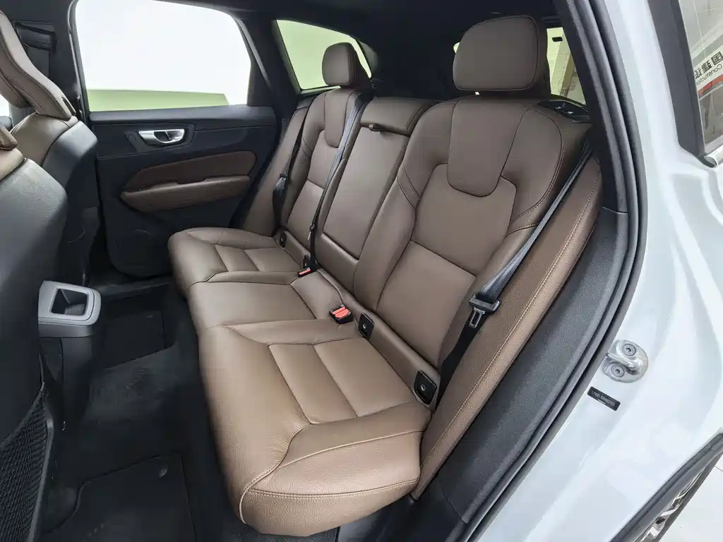 Volvo XC60 B5 4 WD Smart Vision Luxury