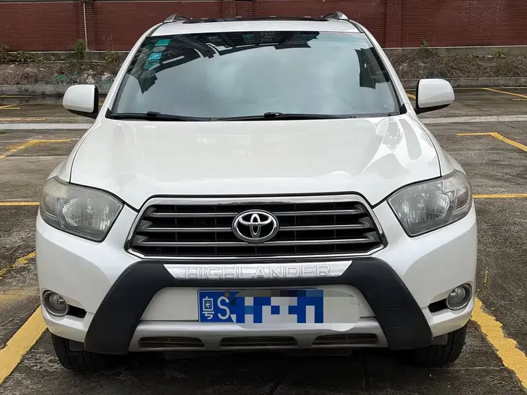 Toyota Highlander 2.7 L 2 WD 7-seat Luxury