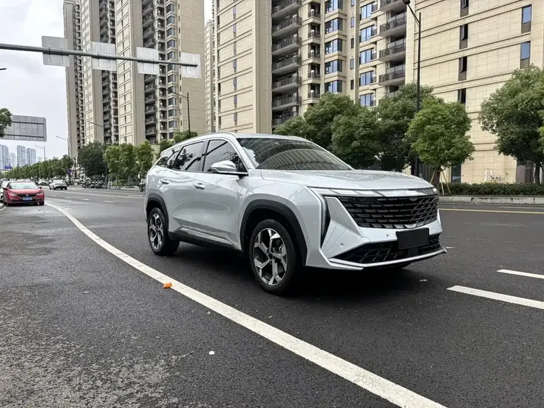 Geely Boyue L 1.5 TD DCT Distinguished