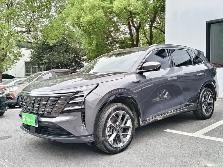 Changan CS75 PLUS 4 th Gen 1.5 T New Blue Whale Smart Flagship