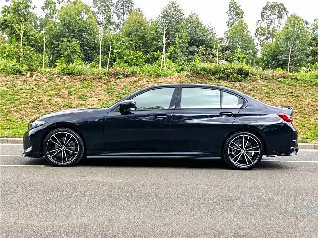 BMW 3 Series 330 Li M Sport Night Package