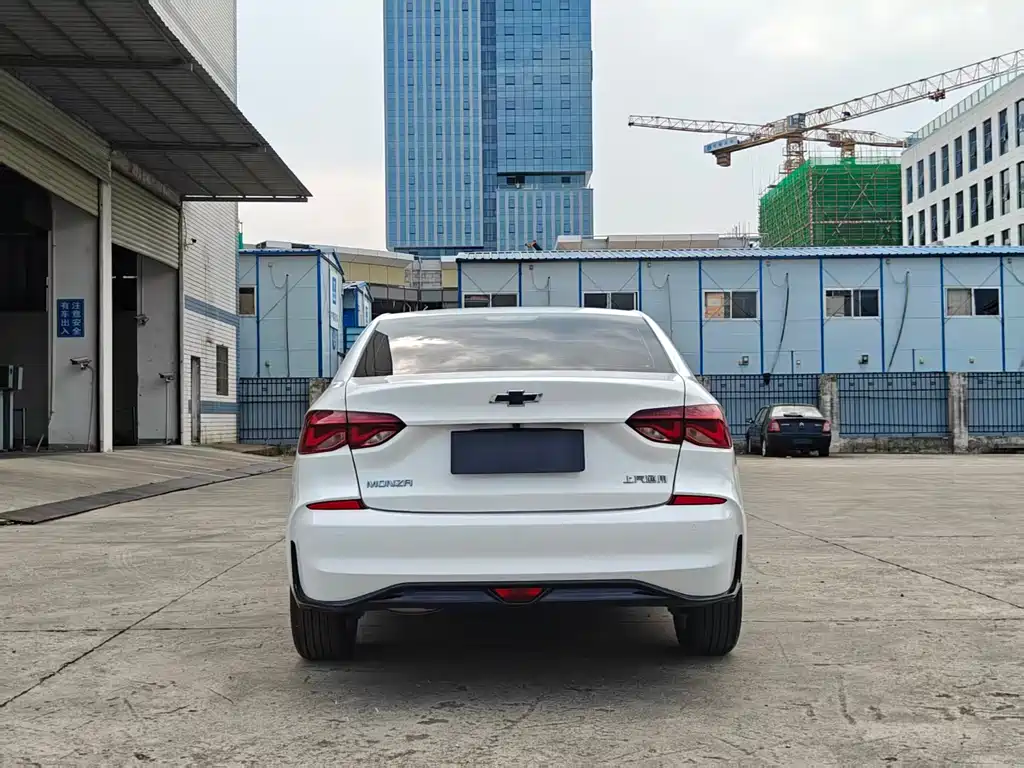 Monza 1.5 L DCT Joy