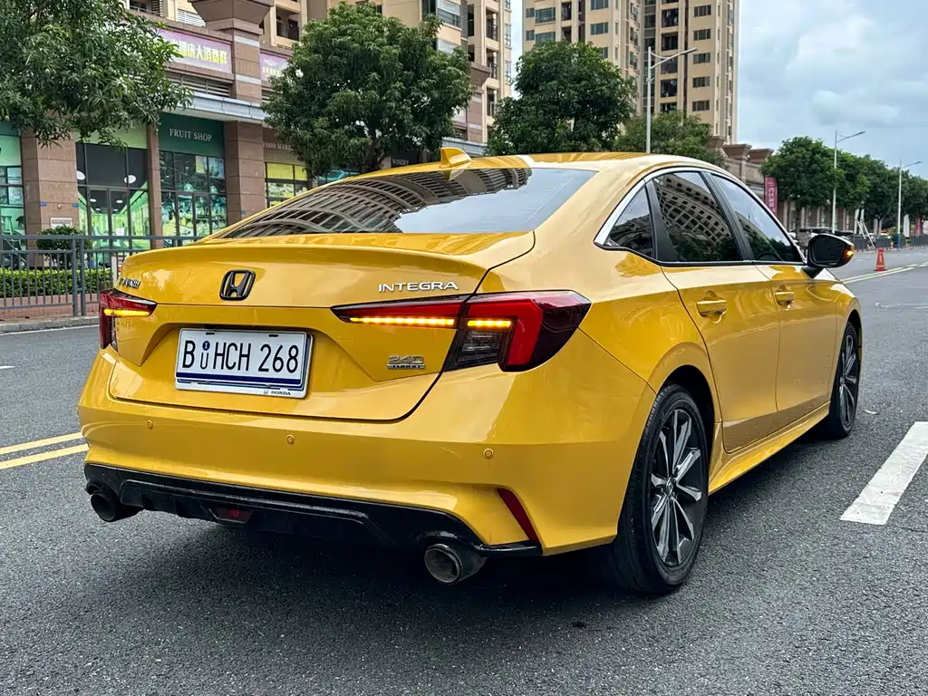 Integra 240 TURBO CVT Smart Enjoyment