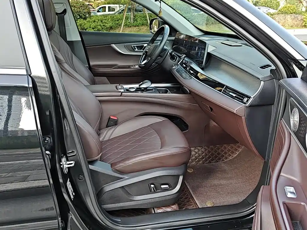 Tiggo 8 PRO 290 T 2 WD Ocean 5-seat
