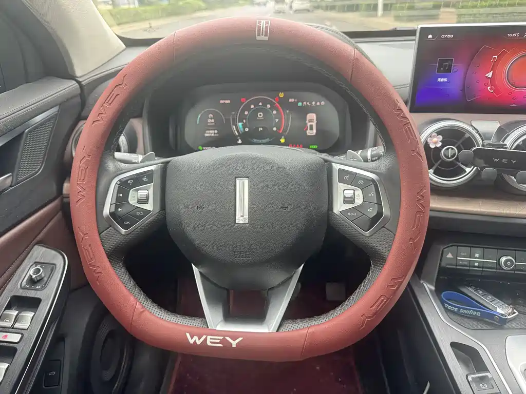WEY VV5 1.5 T 2 WD Smart Pioneer