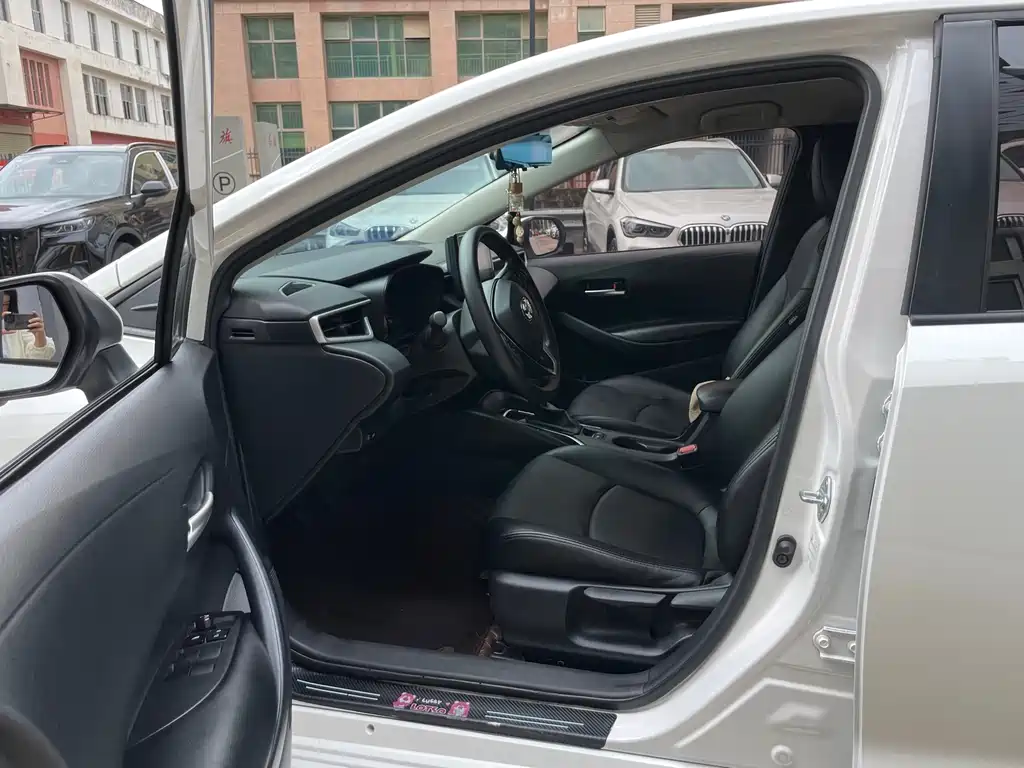 Corolla 1.2 T Pioneer