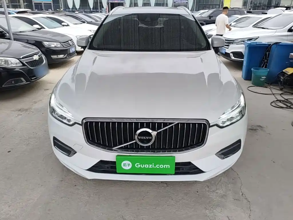 Volvo XC60 T5 4 WD Smart Vision Luxury