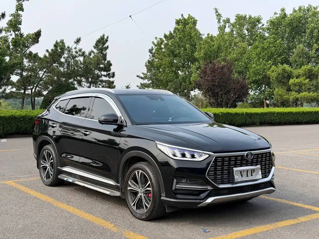 Song PLUS 1.5 T Auto Flagship