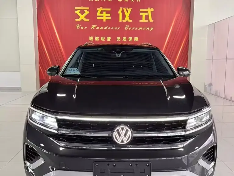 Volkswagen Talagon 380 TSI 4 WD Flagship Victory Realm 7-seat