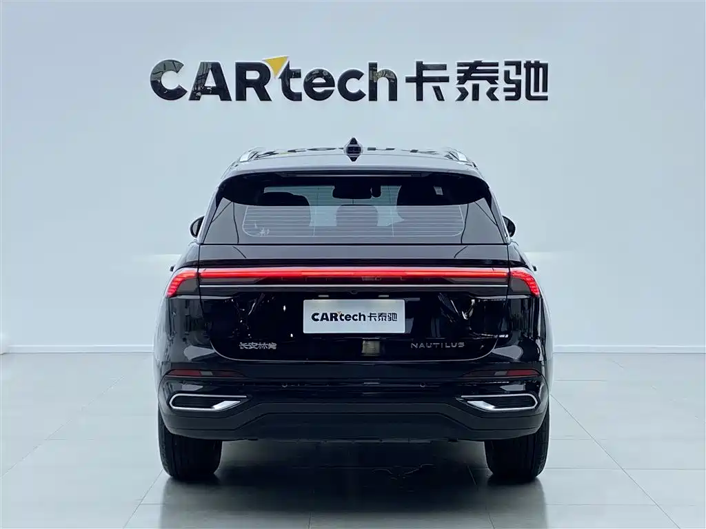 Nautilus 航海家 2025款 改款 2.0 T 四驱尊享版