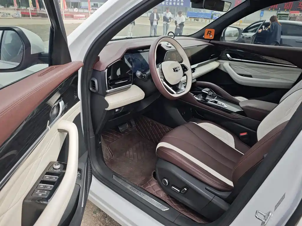 Xingyue L 2.0 TD DCT EVO 2 WD Distinguished