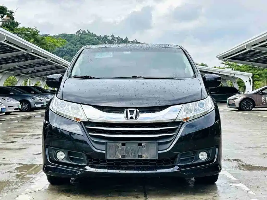 Odyssey Facelift 2.4 L Comfort