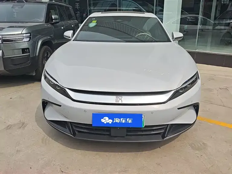 BYD Han DM-i 125 KM Honored