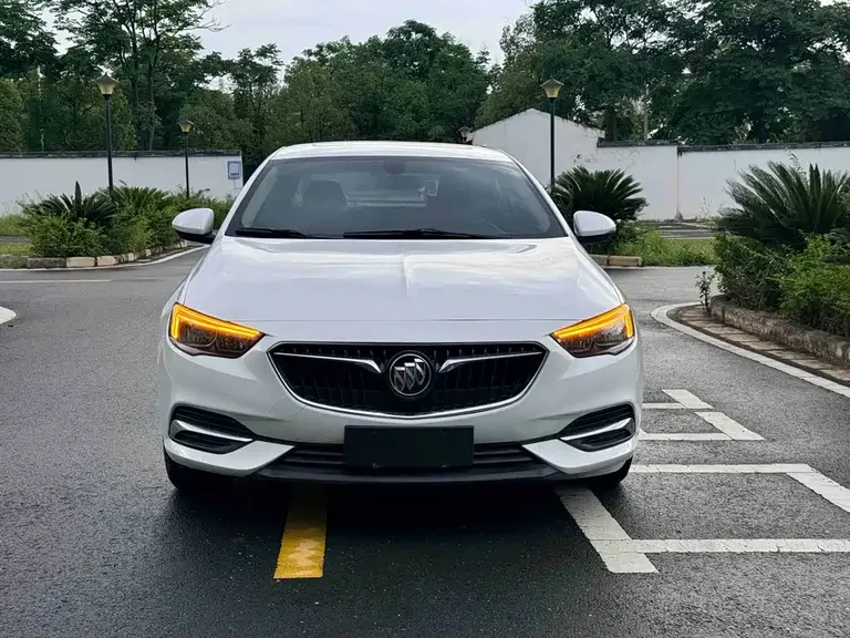 Buick Regal 20 T Elite CN-VI