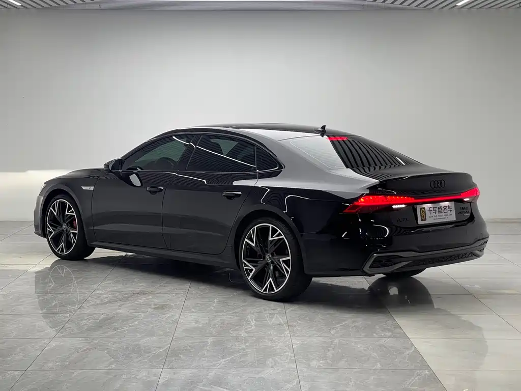Audi A7 L 45 TFSI quattro Black Warrior