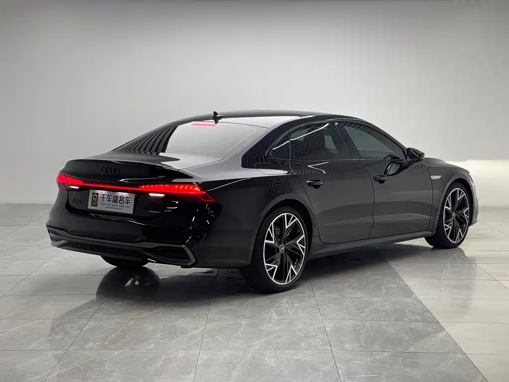 Audi A7 L 45 TFSI quattro Black Warrior