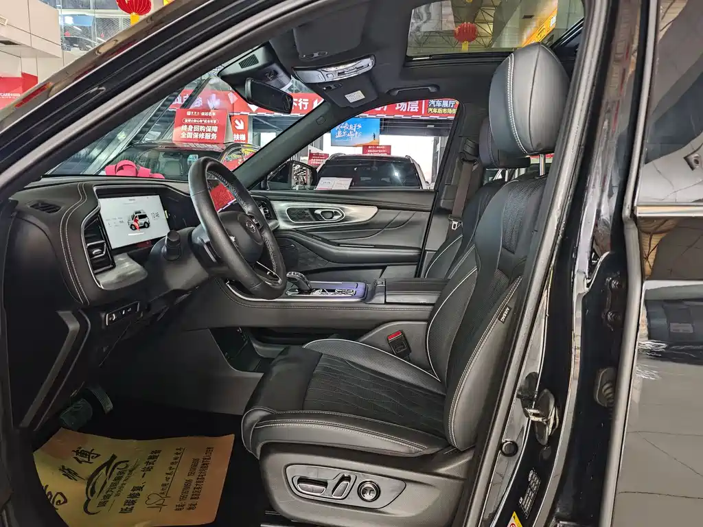 GAC Trumpchi GS8 Navigator Series 2.0 TGDI 2 WD Luxury Connected 7-seat