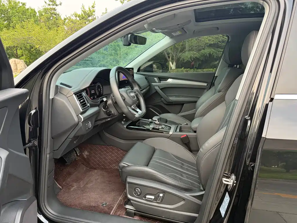 Audi Q5 L 40 T Fashion Dynamic
