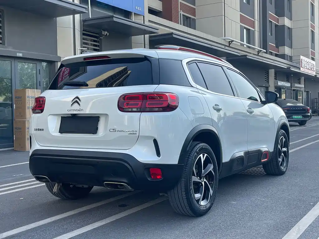 C5 Aircross 380 THP Luxury