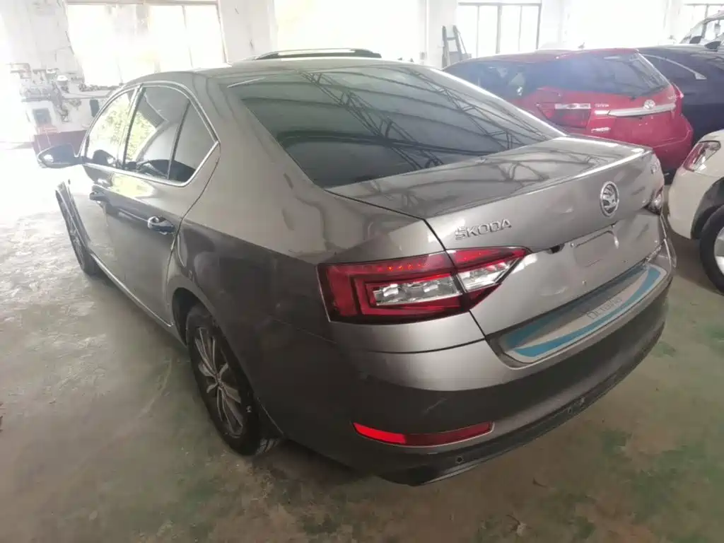 Octavia TSI230 DSG Comfort
