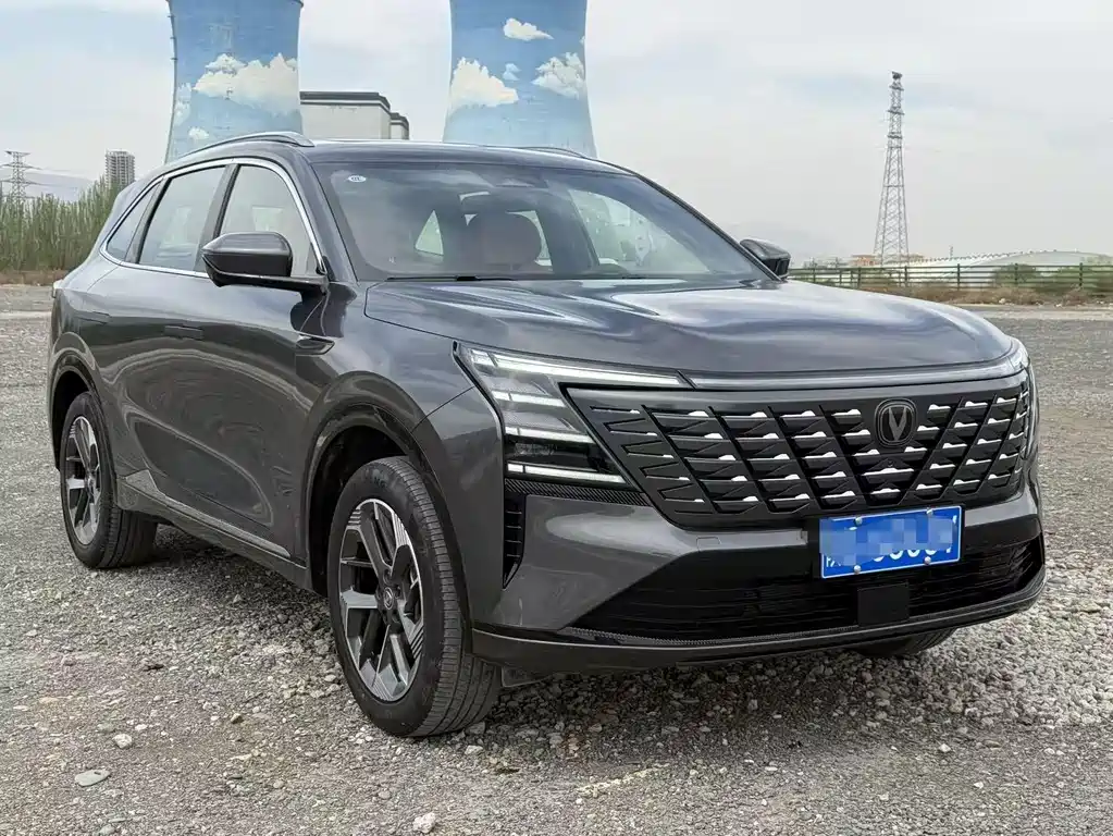 Changan CS75 PLUS 4 th Gen 1.5 T New Blue Whale Smart Premium