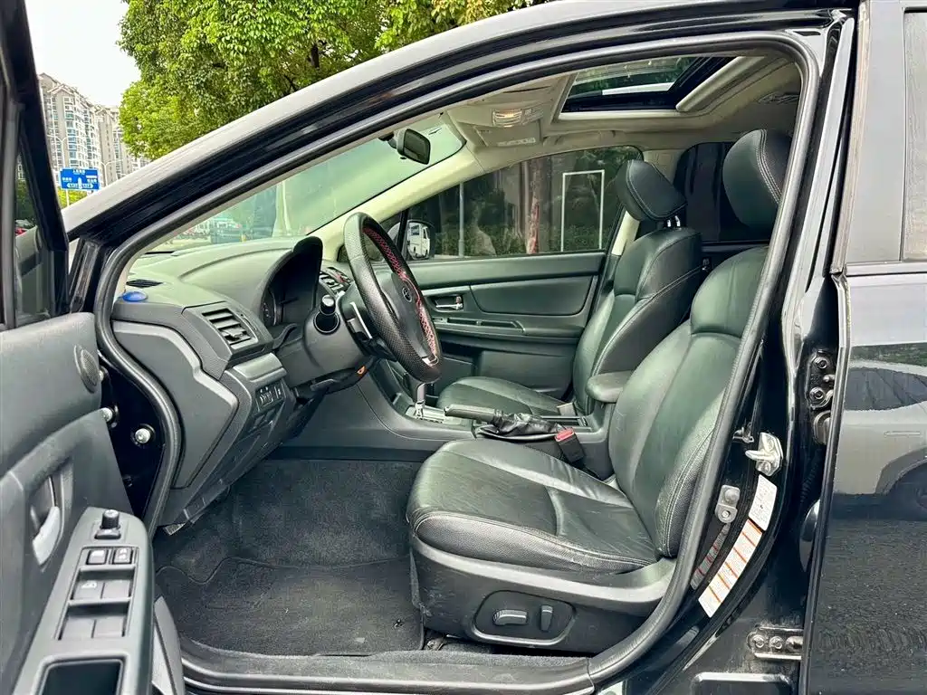 Subaru XV 斯巴鲁XV 2014款 2.0 i 精英导航版