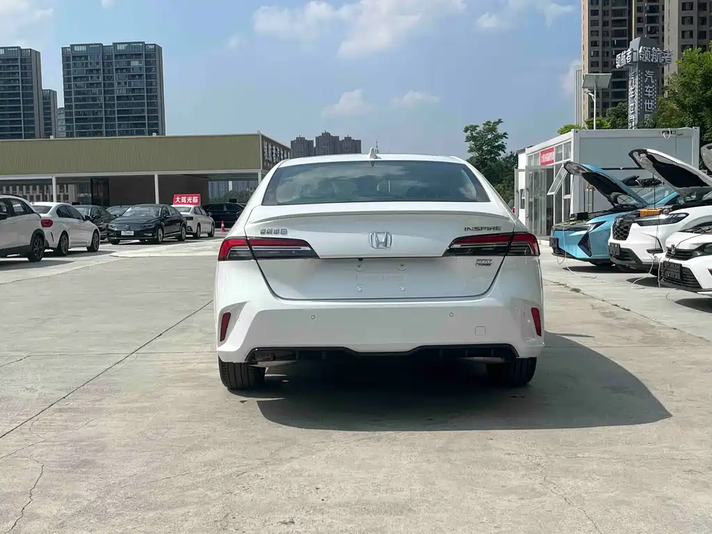 Inspire 英仕派 2024款 260 TURBO 精逸版
