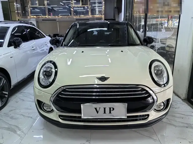 MINI CLUBMAN Facelift 1.5 T COOPER Connoisseur