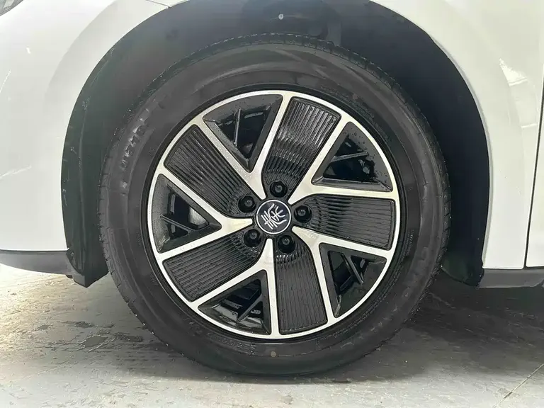 BYD Qin L DM-i 120 KM Transcend