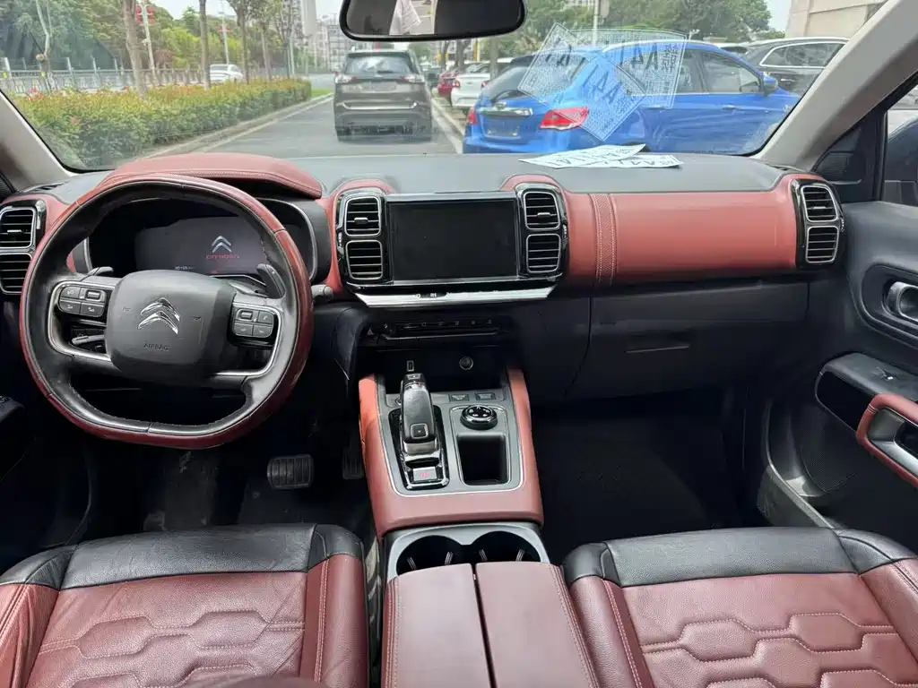 C5 Aircross 380 THP Luxury