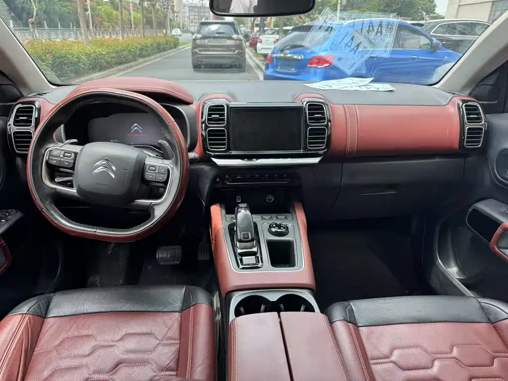 C5 Aircross 380 THP Luxury