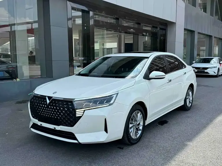 Venucia D60 PLUS 1.6 L XL CVT Joy Leading