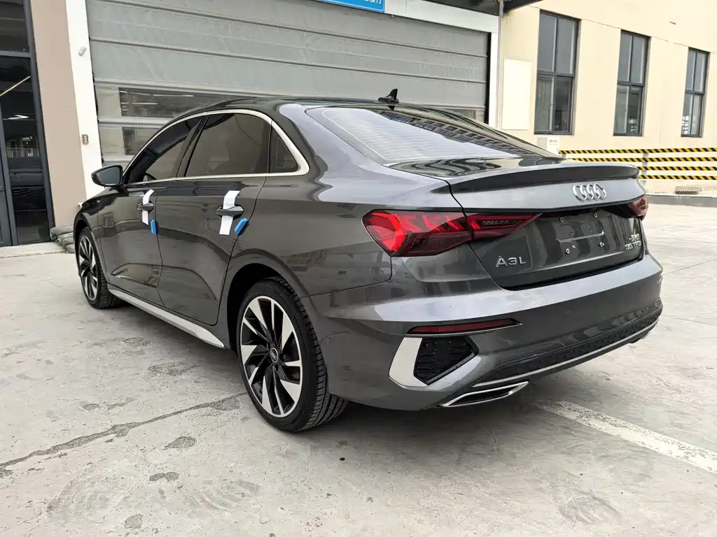 Audi A3 Facelift A3 L Limousine 35 TFSI Fashion Sport