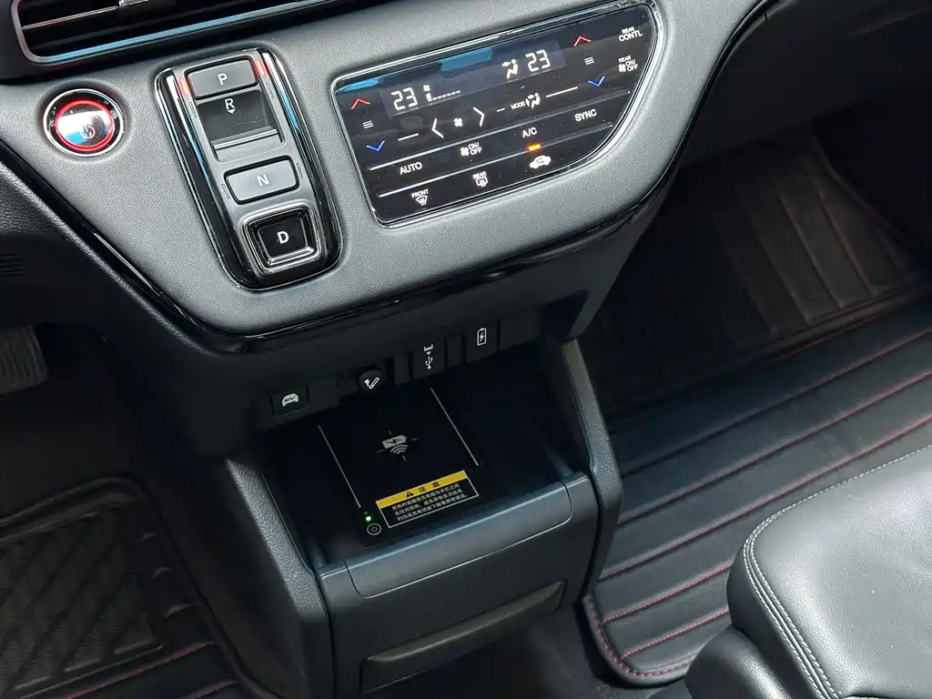 Elysion 2.0 L e:HEV Luxury Early Enjoyment