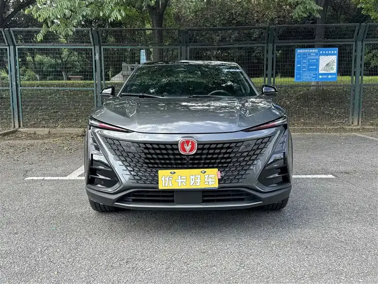 Changan UNI-T 1.5 T Distinguished